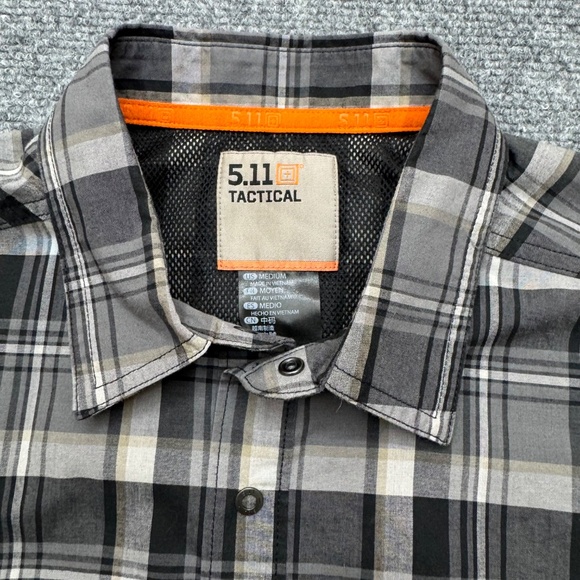 Mens 511 Tactical snap button up / button down shirt short sleeve size Medium - Picture 4 of 6